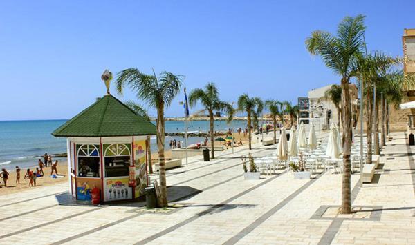 Domus Giulia - Villa Sul Mare Марина-ди-Рагуза Экстерьер фото